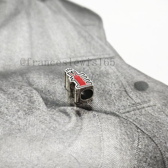 Pandora Keith Haring™ x Pandora Barking Dog Charm - Picture 3 of 4